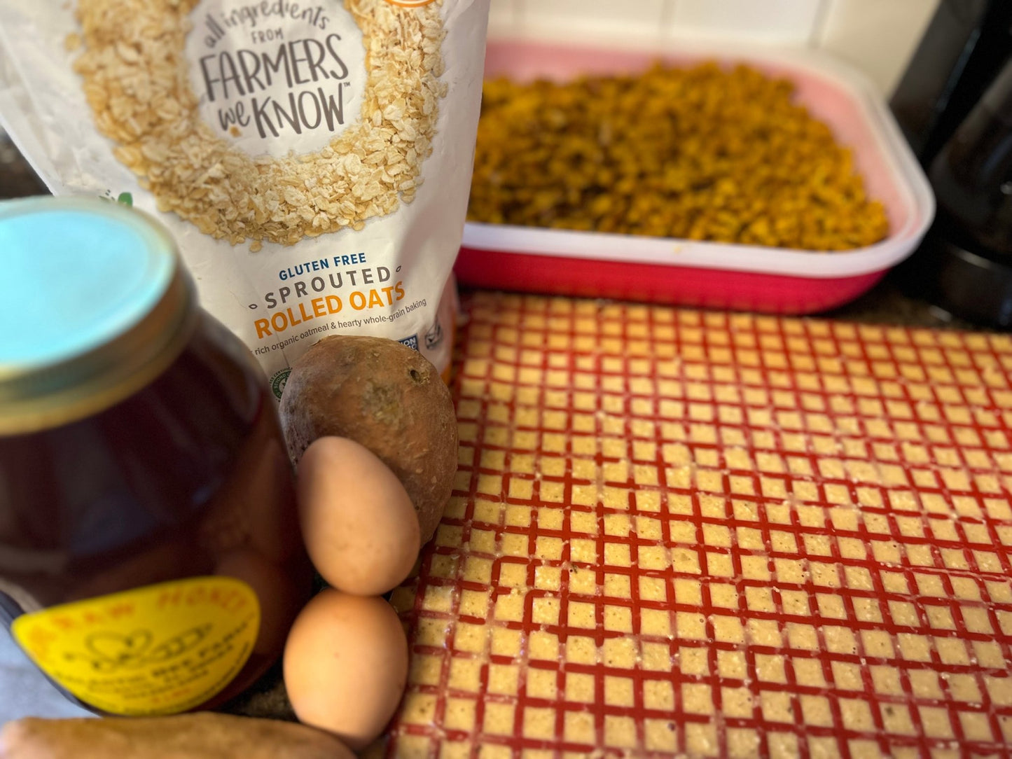 Apple Honey and Oats Crunches Dog Treats - pawsTHRIVE Processing