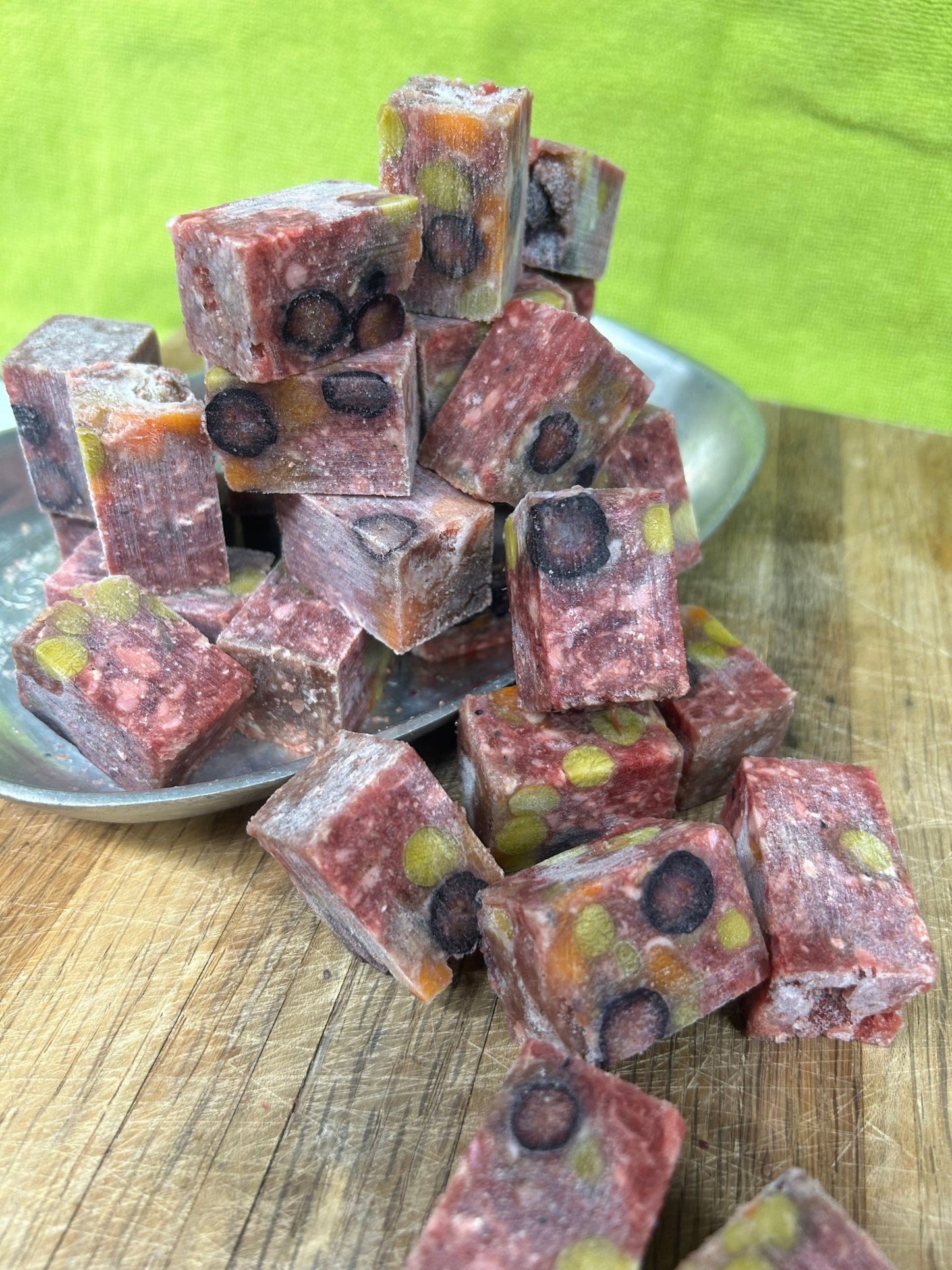 One pound Proven Original Blend with Fruit and Veggies - pawsTHRIVE Processing