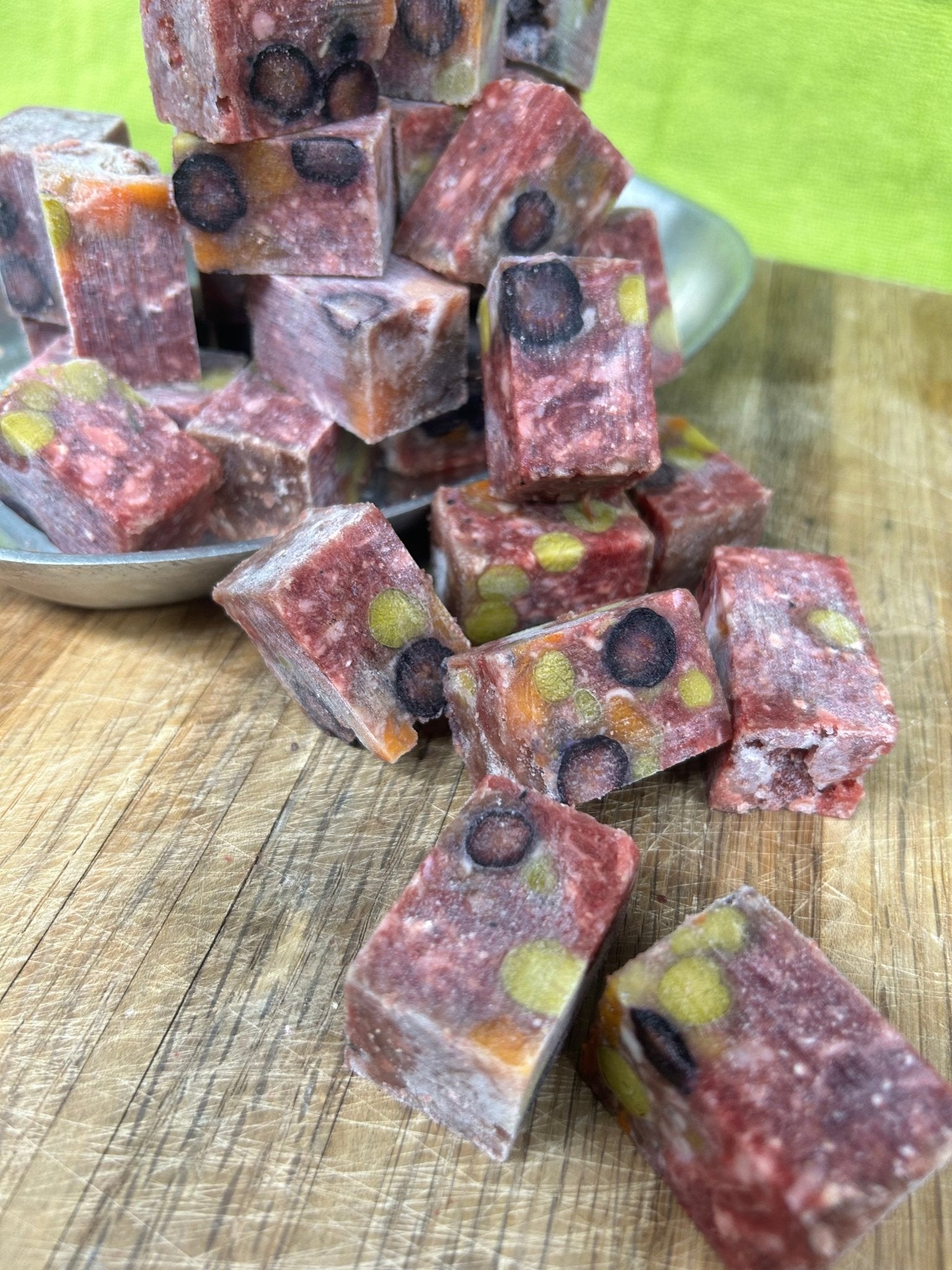 15 Pounds 1β³ PawsTHRIVE Fruit/Veggie Blend - pawsTHRIVE Processing