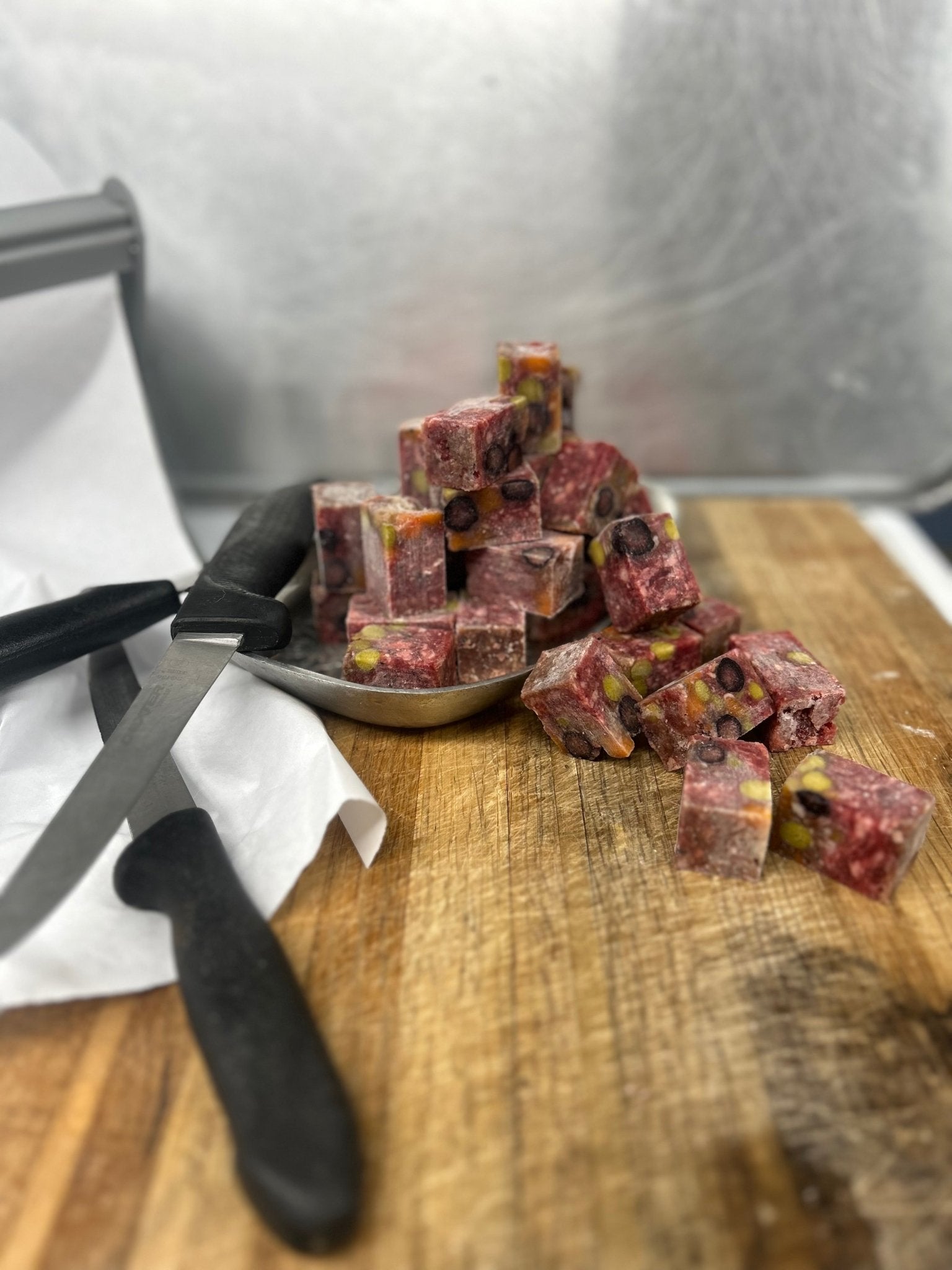 15 Pounds 1β³ PawsTHRIVE Fruit/Veggie Blend - pawsTHRIVE Processing