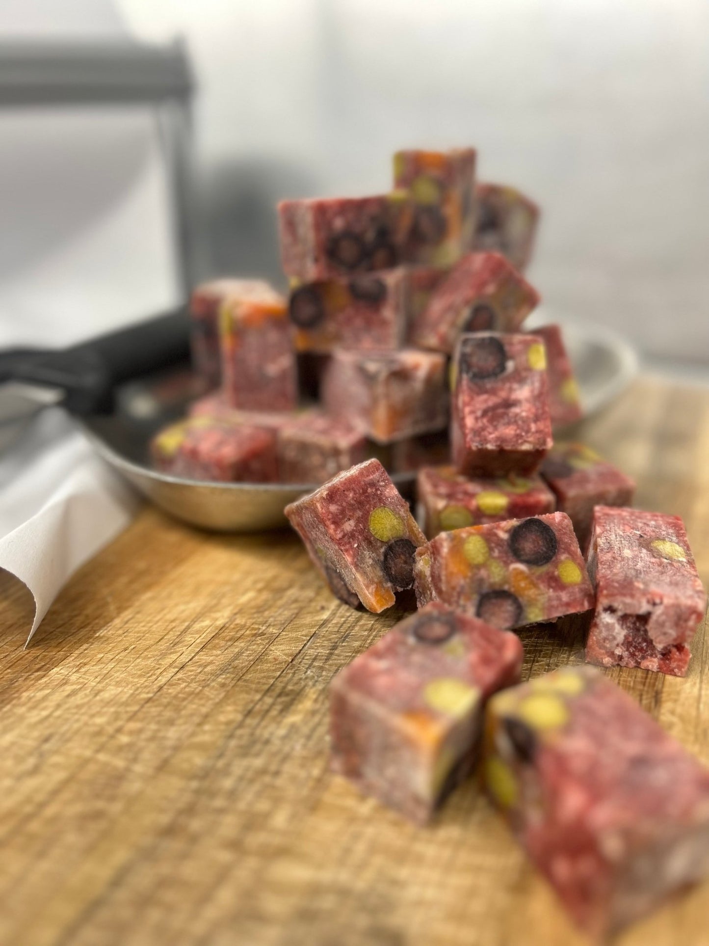 One pound Proven Original Blend with Fruit and Veggies - pawsTHRIVE Processing